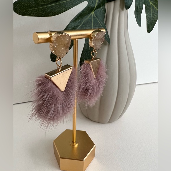 Elegant Dusty Pink Feather Dangle Earrings - Boho Chic Stylish Earrings - Picture 13 of 15